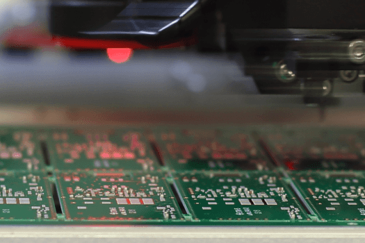 Piirilevyn kasaaminen